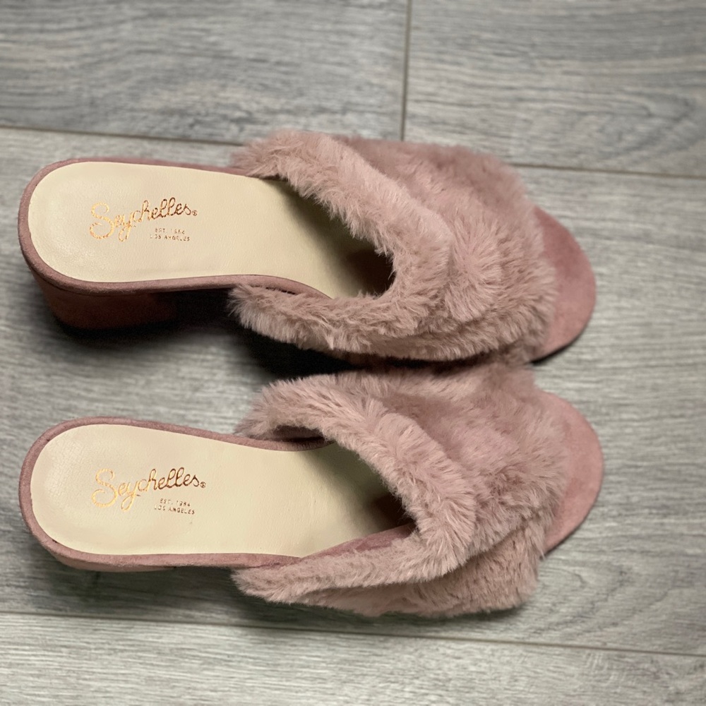 Anthropologie Seychelles Nobody Else Faux Fur Heels - Picture 6 of 8